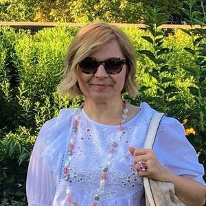 Meet your Posher, Jasminka